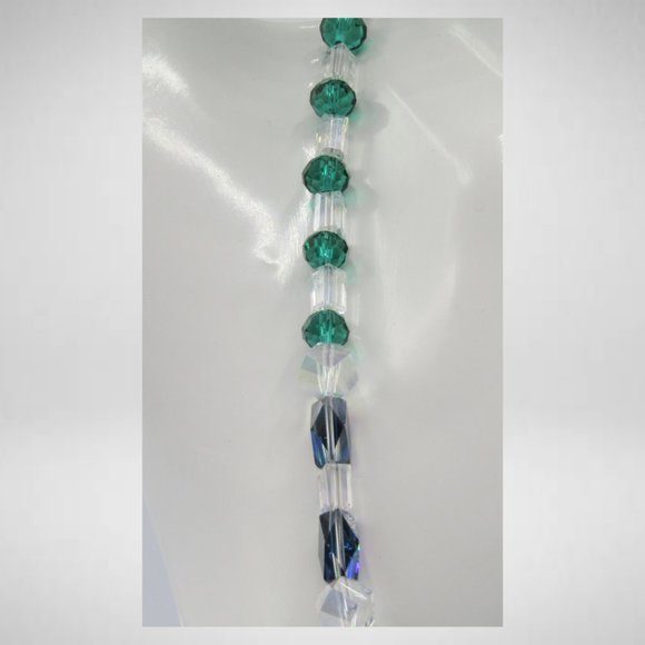 CONTESSA IN GREEN Beaded Jewelry Set - Picture 4 of 6